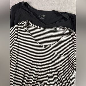 Universal Thread Relaxed Pocket Striped and Black Tee